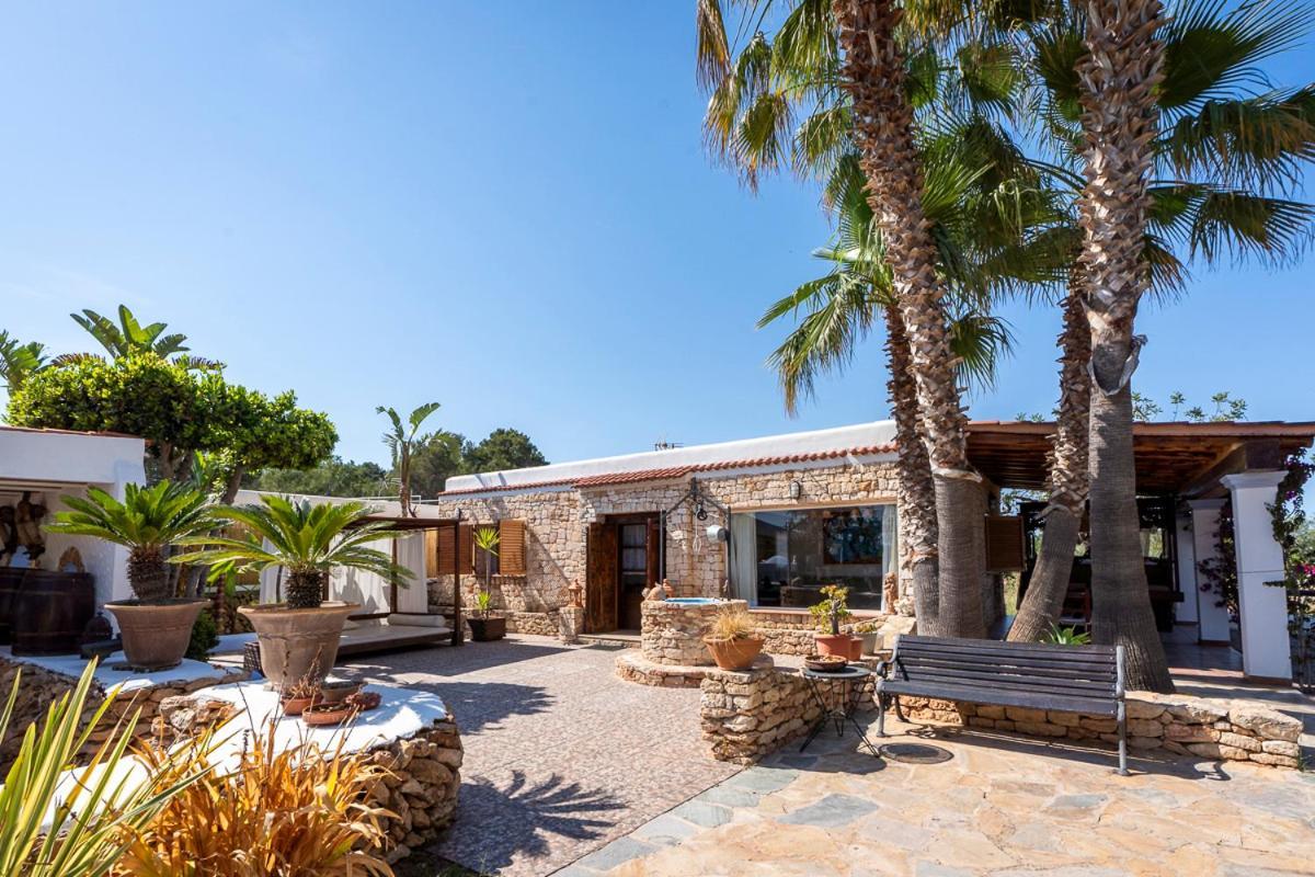 Montecristo Villa Can Cardona מראה חיצוני תמונה