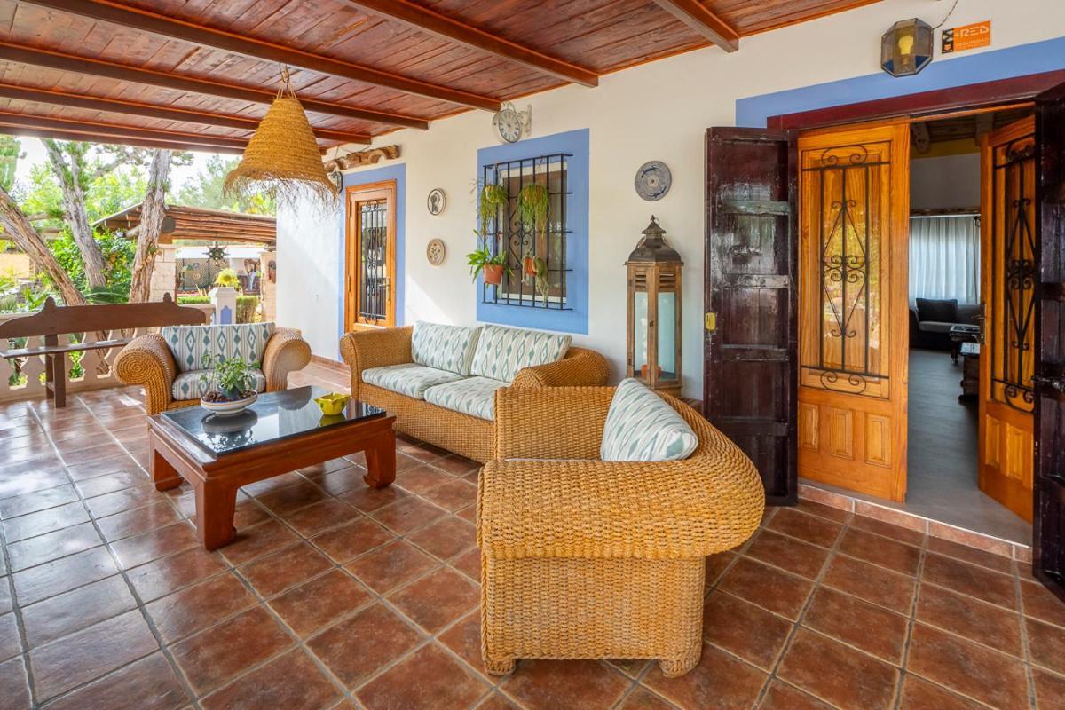 Montecristo Villa Can Cardona מראה חיצוני תמונה